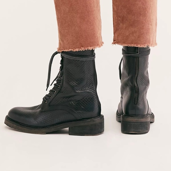 NWT $178 Free People Sante Fe Lace-up Boot 36 = USA 6 Black - Picture 3 of 16